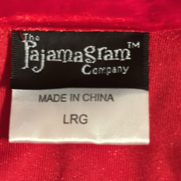 PajamaGram Womens Red Velour Robe | Full Length | Wrap Tie Sz L NWT - Picture 4 of 6